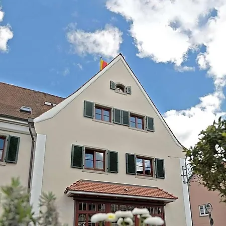 Fogadó Historisches Hirschen Horn Gaienhofen